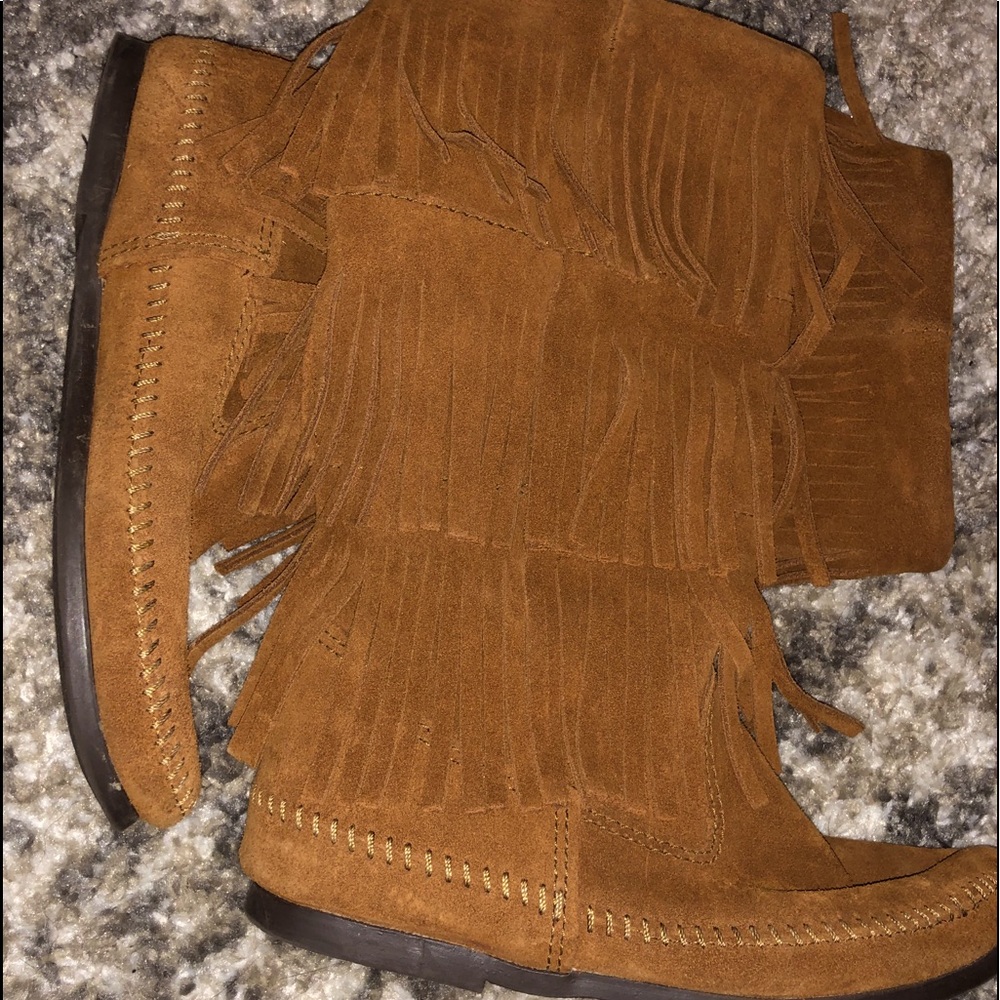 Minnetonka Fringe Boots